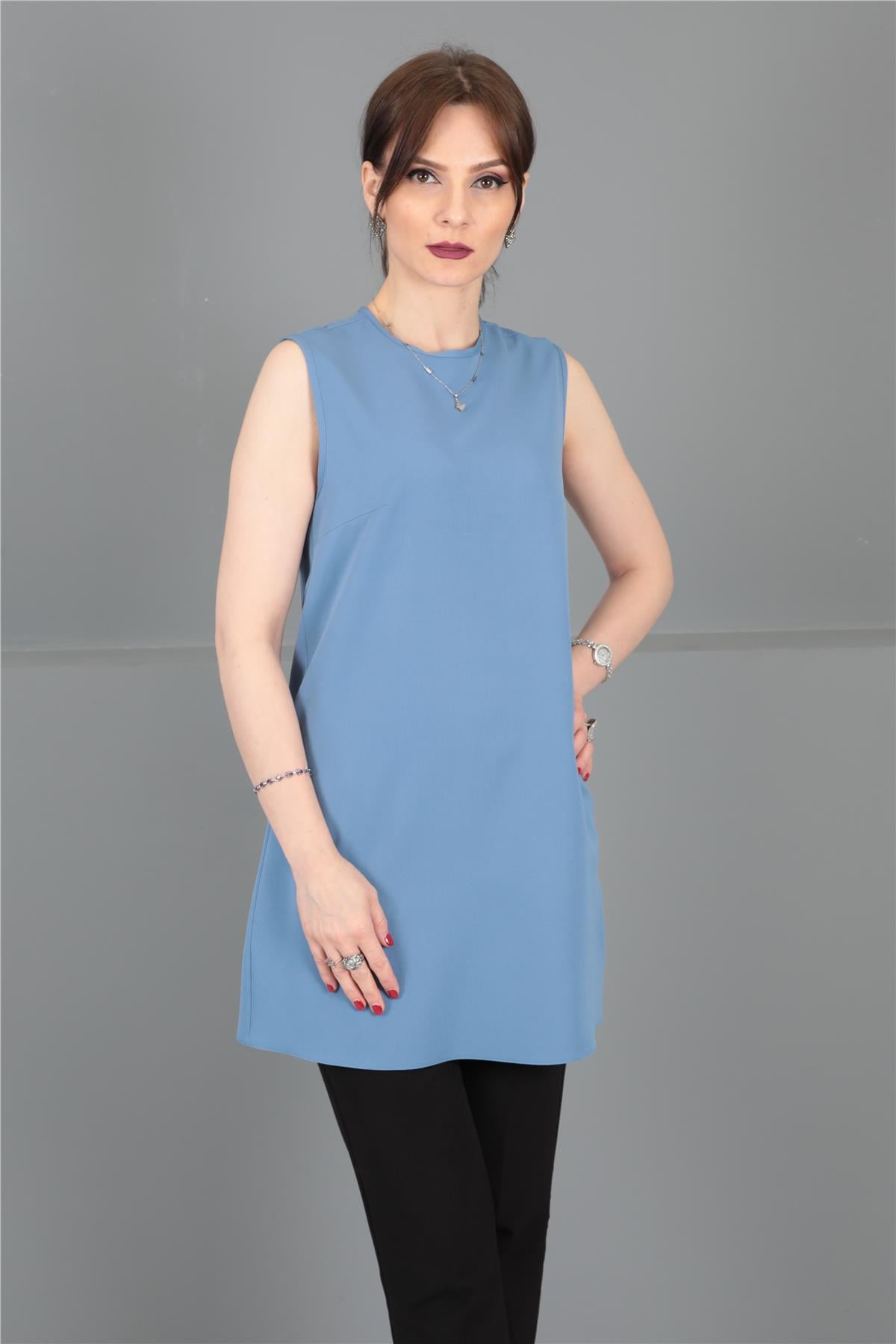 Sıfır Yaka Kolsuz Bluz-Deniz - 3001100