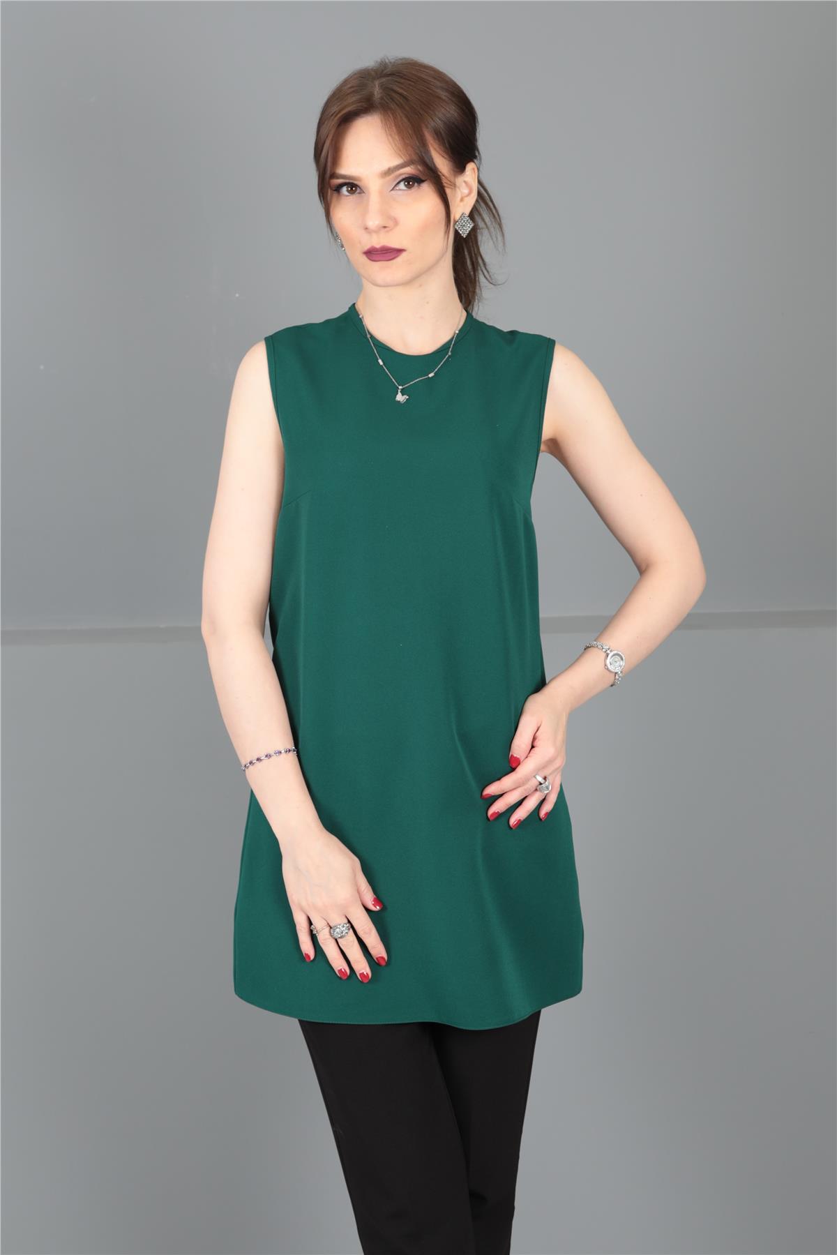 Sıfır Yaka Kolsuz Bluz-Zümrüt - 3001100