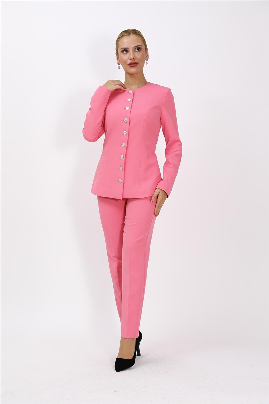 Sıfır Yaka Boydan Düğmeli Ceket & Dar Paça Pantolon-Pembe