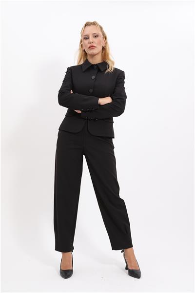 Gömlek Yaka Klasik Ceket &  Paçası Pileli Pantolon-Siyah