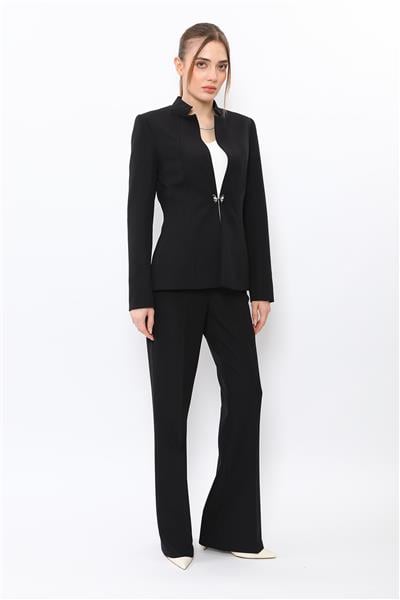 Hakim Yaka Tek Agraflı Düz Ceket & Kemerli İspanyol Paça Pantolon-Siyah