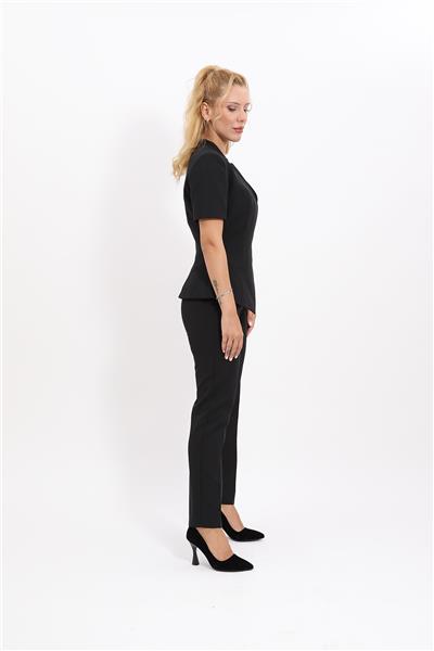 Hakim Yaka Yandan Tokalı Çapraz Ceket & Dar Paça Pantolon-Siyah