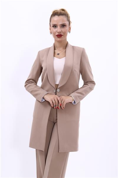 Helen Ceket-Taş
