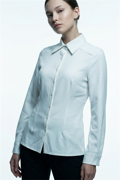 Kadın Slim Fit Dar Kesim Vucuda Oturan Uzun Kollu Basic Gömlek 3528100-Beyaz - 3528100