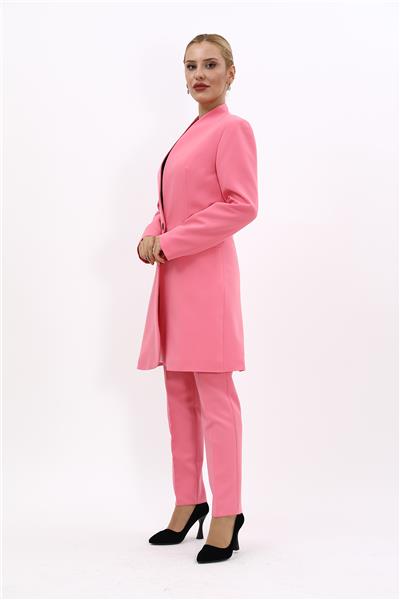 Kendinden Dik Yakalı Tek Düğmeli Uzun Ceket & Dar Paça Pantolon-Pembe
