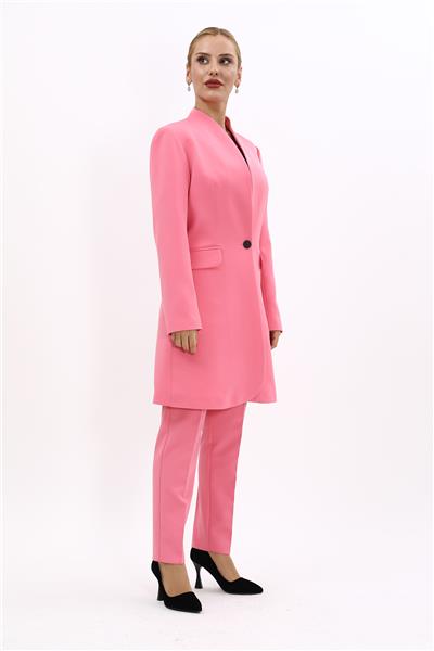 Kendinden Dik Yakalı Tek Düğmeli Uzun Ceket & Dar Paça Pantolon-Pembe