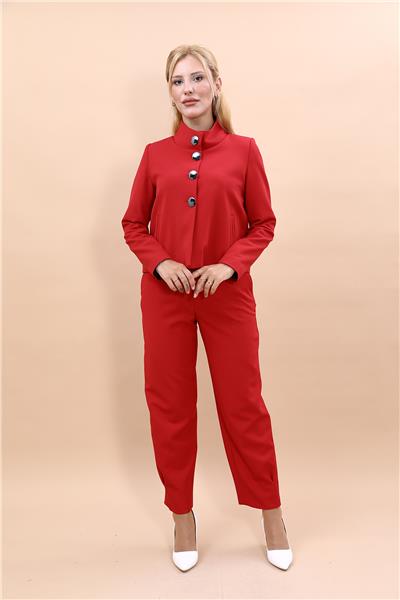 Oval Dik Yaka Kısa Ceket &  Paçası Pileli Pantolon-Kırmızı