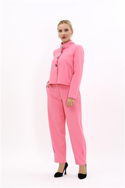 Oval Dik Yaka Kısa Ceket &  Paçası Pileli Pantolon-Pembe