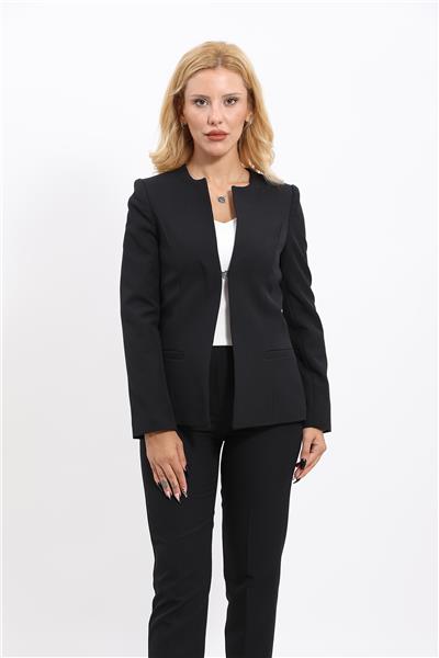Oval Yaka Yandan Kuplu Klasik Ceket & Dar Paça Pantolon-Siyah