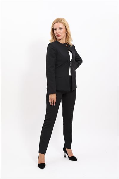 Oval Yaka Yandan Kuplu Klasik Ceket & Dar Paça Pantolon-Siyah