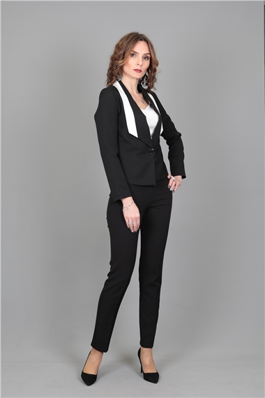 Şeritli Mini Ceket & Boru Paça Pantolon Takım-Siyah
