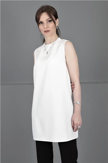 Sıfır Yaka Kolsuz Bluz- Beyaz