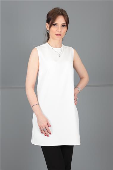 Sıfır Yaka Kolsuz Bluz- Beyaz