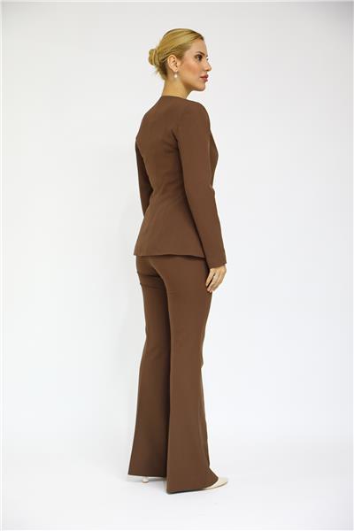 Sıfır Yaka Boydan Düğmeli Ceket & İspanyol Paça Pantolon-Kestane