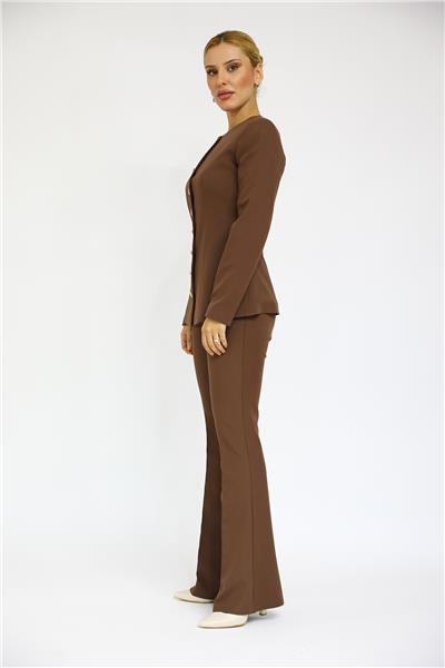 Sıfır Yaka Boydan Düğmeli Ceket & İspanyol Paça Pantolon-Kestane