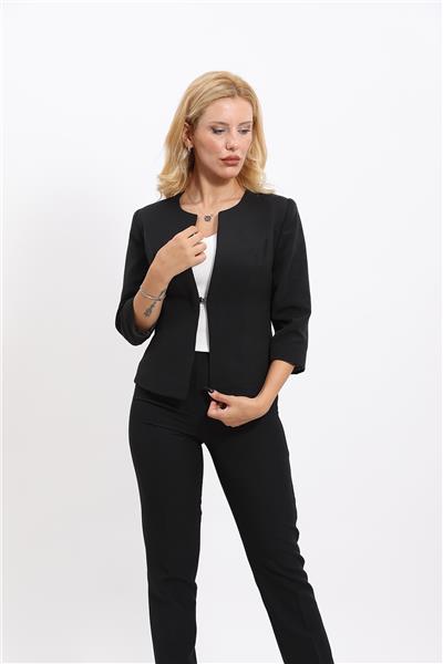 Sıfır Yaka Düz Kısa Ceket &  Dar Paça Pantolon-Siyah