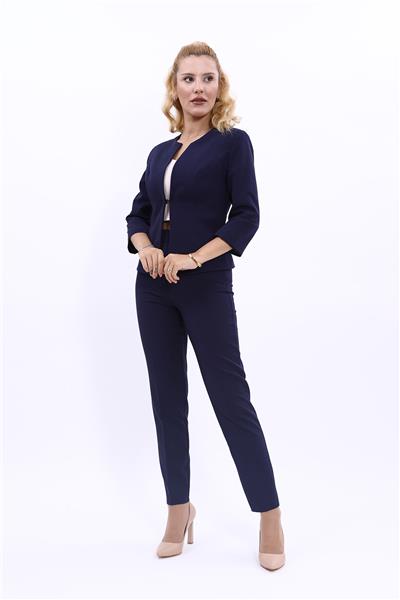 Sıfır Yaka Klasik Kısa Ceket &  Dar Paça Pantolon Kadın Takım Elbise -Lacivert