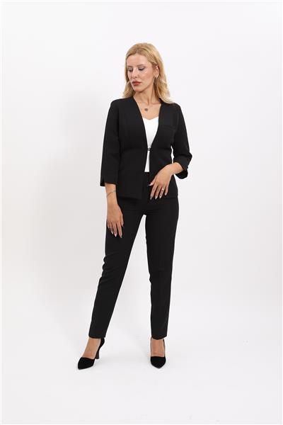 V Yaka Boydan Kuplu Kısa Ceket &  Dar Paça Pantolon-Siyah