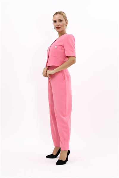 V Yaka  Kısa Ceket &  Paçası Pileli Pantolon-Pembe