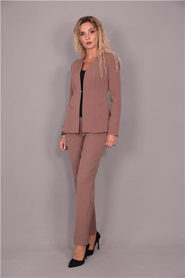 V Yaka Boydan Kuplu Kılasik Ceket & Dar Paça Pantolon-Kahve