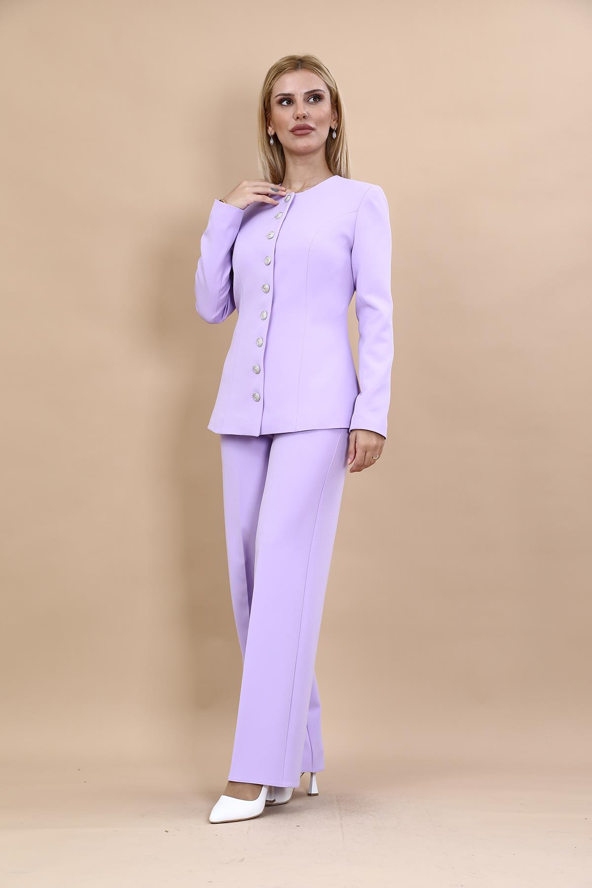 Boydan Düğmeli Kemerli Ceket  & Bol Paça Pantolon Takım-Menekşe Önder Özsoy 1064520 Boydan Düğmeli Kemerli Ceket  & Bol Paça Pantolon Takım