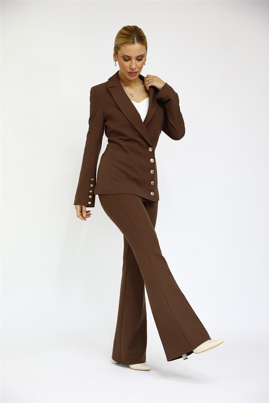 Erkek Yaka Düğme Detaylı Ceket & İspanyol Paça Pantolon-Kestane Önder Özsoy 1065530 İspanyol Kol Ceket & İspanyol  Paça Pantolon Takım