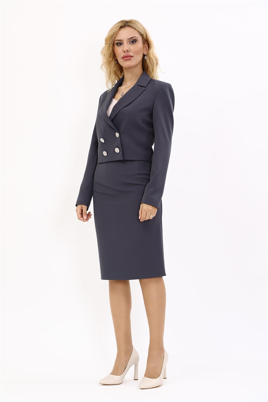 Erkek Yaka Kuruvaze Kısa Ceket & Düz Dar Etek-Füme Önder Özsoy 1048540 Mini Blazer Ceket & Kalem Etek Takım