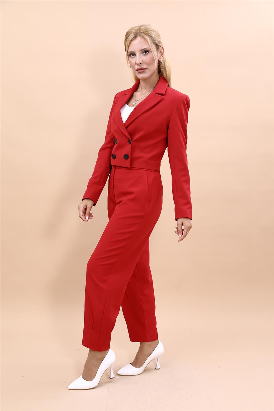 Erkek Yaka Kuruvaze Kısa Ceket & Paçası Pileli Pantolon-Kırmızı Önder Özsoy 1048532 Mini Blazer Ceket & Pileli Paça Pantolon Takım