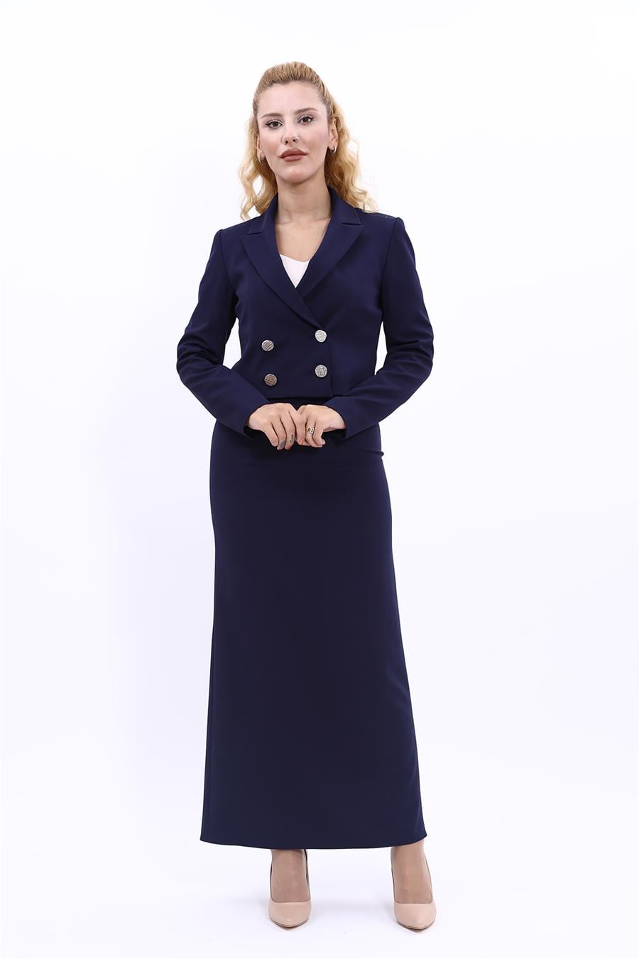 Erkek Yaka Kuruvaze Kısa Ceket & Uzun Düz Dar Etek-Lacivert Önder Özsoy 1048553 Mini Blazer Ceket & Uzun Kalem Etek Takım