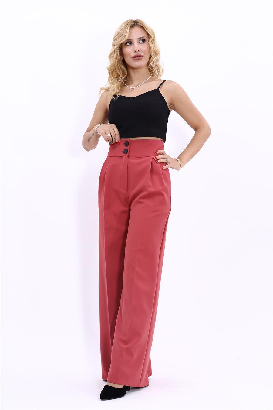 Palazzo Pantolon Modelleri: Şıklık ve Rahatlık Bir Arada