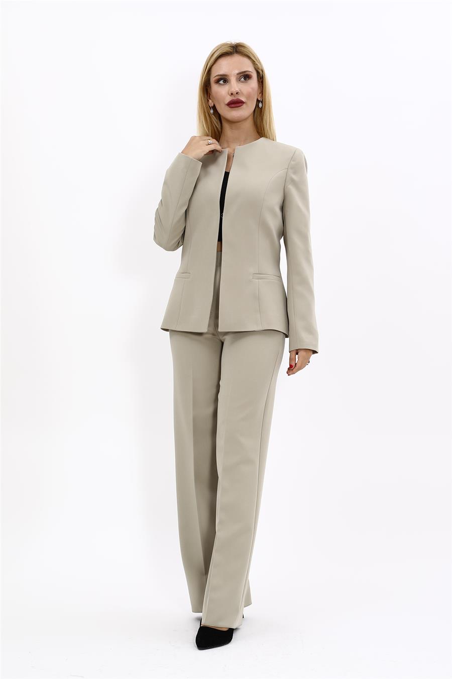 Oval Yaka Yandan Kuplu Klasik Ceket & Bol Paça Pantolon-Bambu Önder Özsoy 1043520 Oval Yaka Uzun Ceket & Bol Paça Pantolon Takım