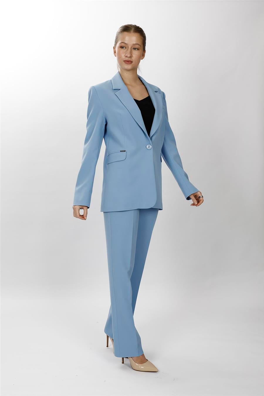 Oversize Tek Düğme Klasik Ceket & Cepli Boru Paça Pantolon Kadın Takım Elbise-Gökyüzü Önder Özsoy 1197505 Pantolon Ceket Takım