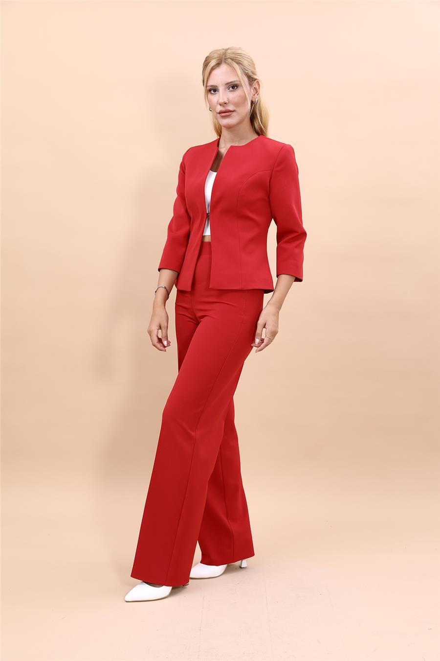 Sıfır Yaka Düz Kısa Ceket & Bol Paça Pantolon Takım-Kırmızı Önder Özsoy 1015520 Oval Yaka Kısa Ceket & Bol Paça Pantolon Takım