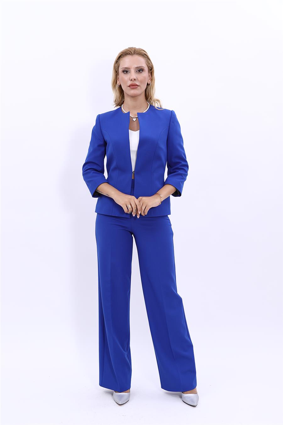 Sıfır Yaka Düz Kısa Ceket & Bol Paça Pantolon Takım-Saks Önder Özsoy 1015520 Oval Yaka Kısa Ceket & Bol Paça Pantolon Takım