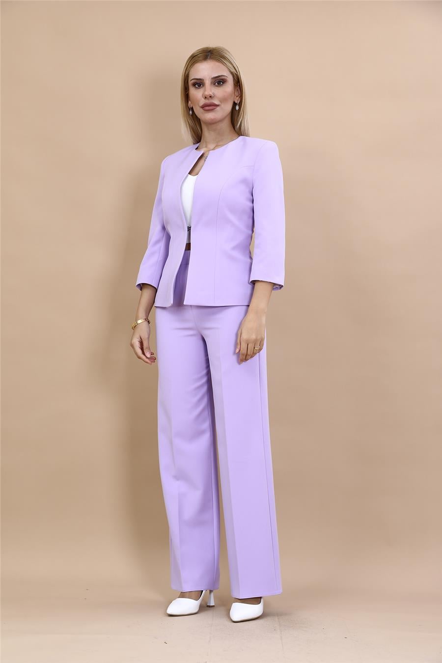 Sıfır Yaka Düz Kısa Ceket & Bol Paça Pantolon Takım-Menekşe Önder Özsoy 1015520 Oval Yaka Kısa Ceket & Bol Paça Pantolon Takım