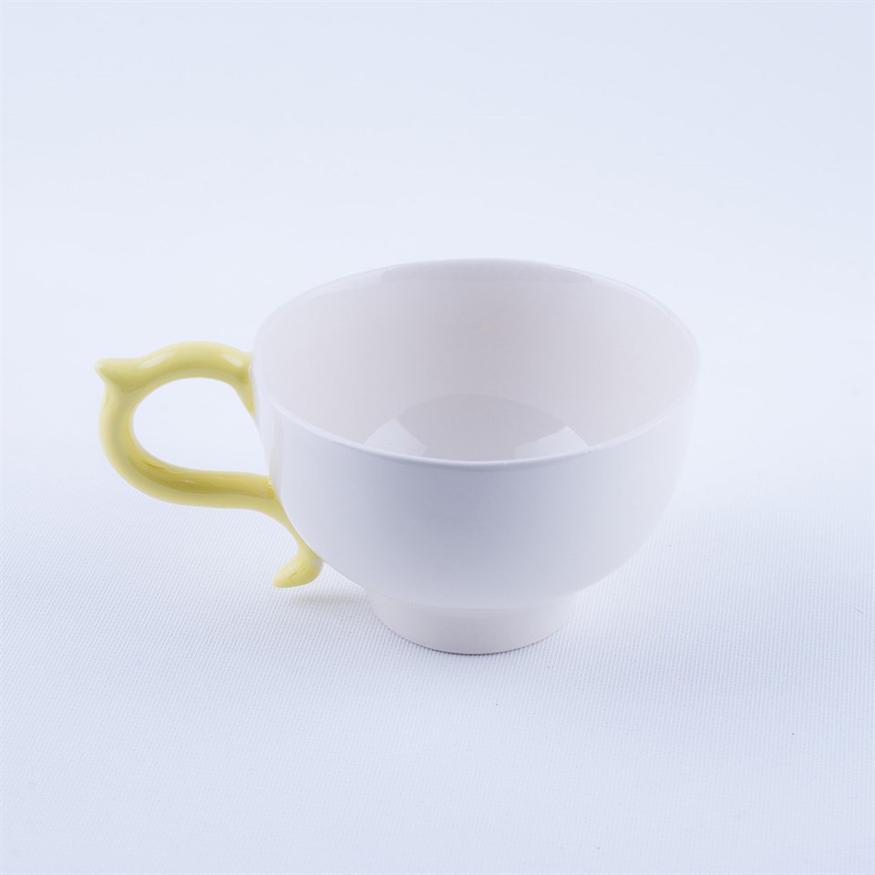 CUP OF YELLOW