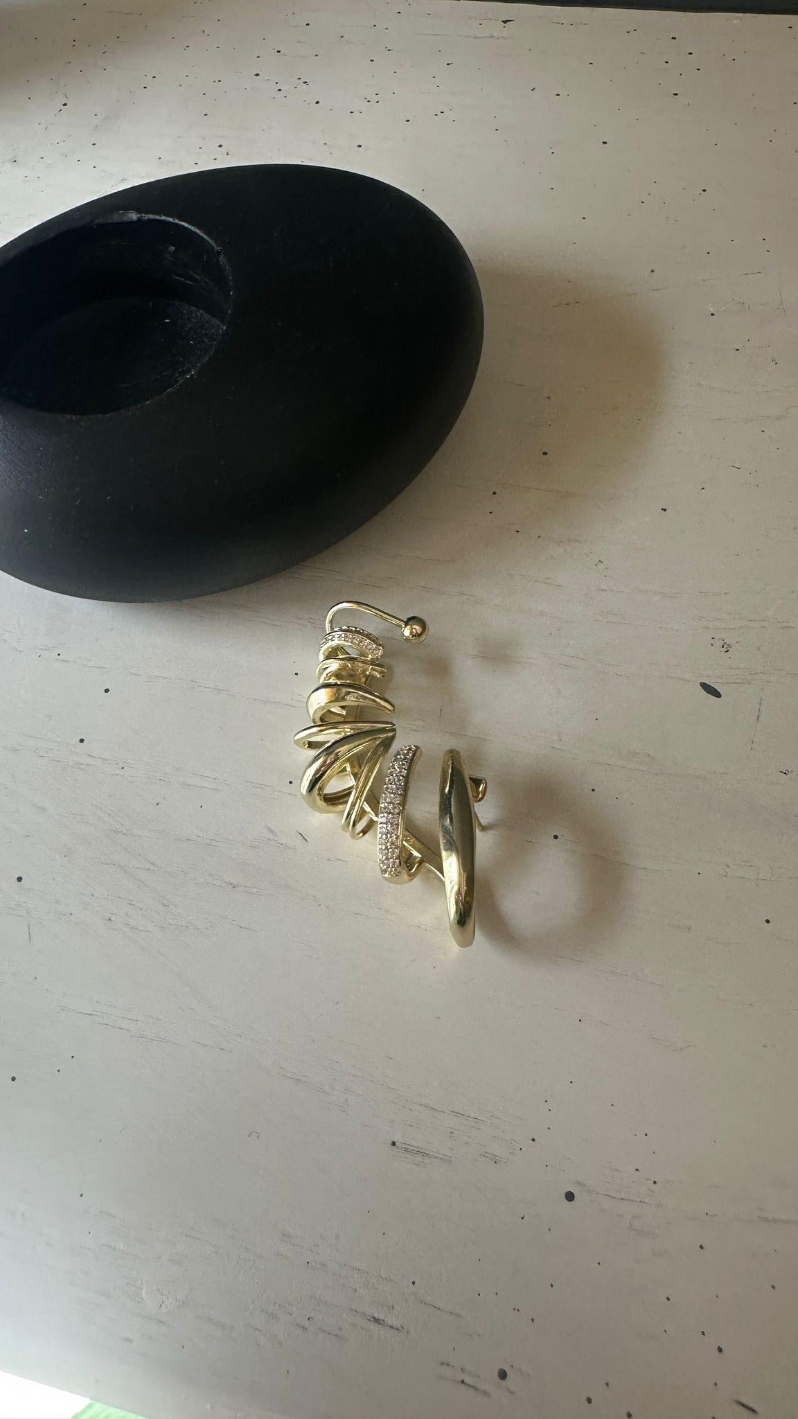 Zirkon Taşlı Çoklu Görünüm Kıkırdak Küpe