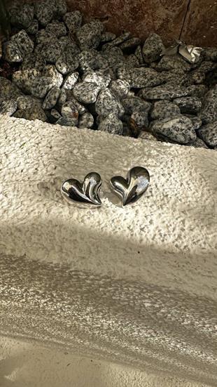 Asimetrik Tombul Kalp Küpe