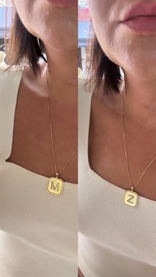 Çift Taraflı Küp Zincir Detay Kare Plaka Harf Gümüş Kolye