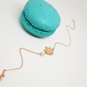 İnci Detay Minik Çınar Yaprağı Gümüş Bileklik