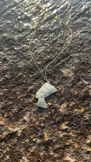 Nefertiti Gümüş Kolye