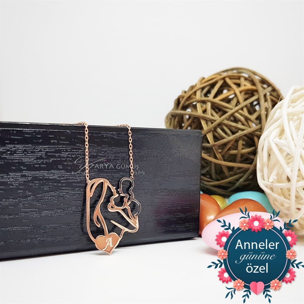 Anne Çocuk Harfli Gümüş Kolye