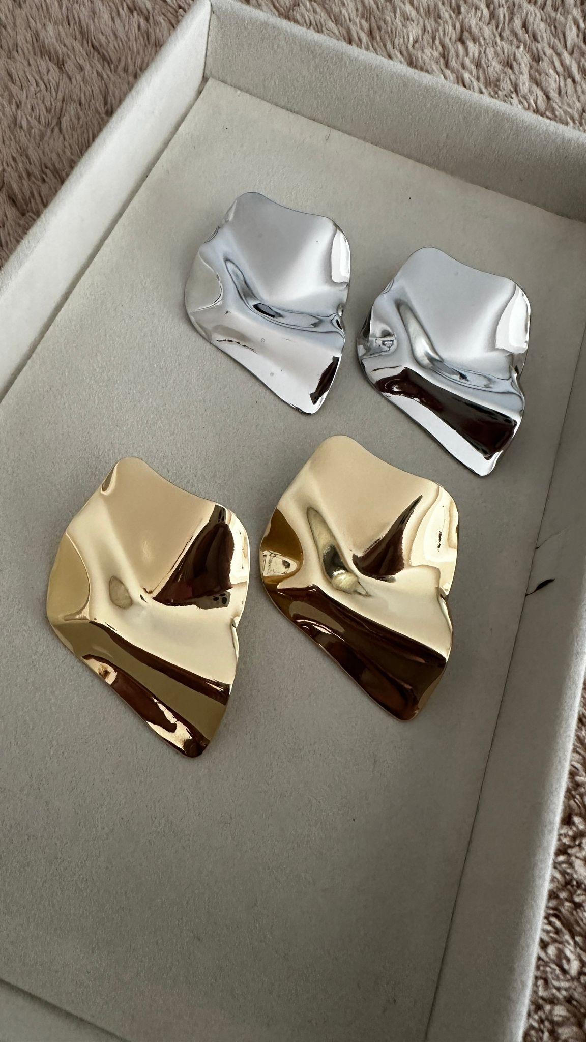 Asimetrik Plaka Küpe