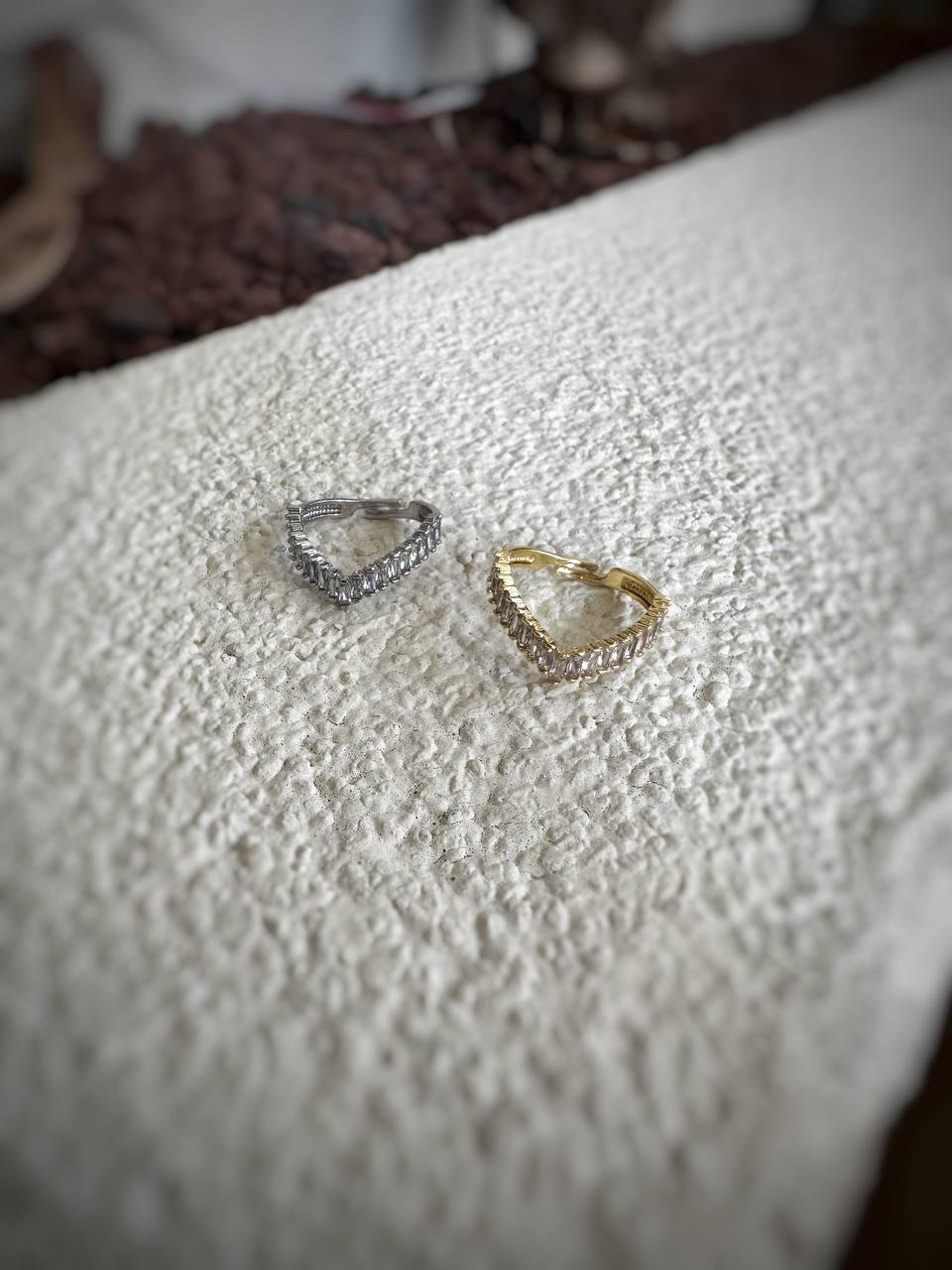 Baget Taş Detay V Çelik Yüzük