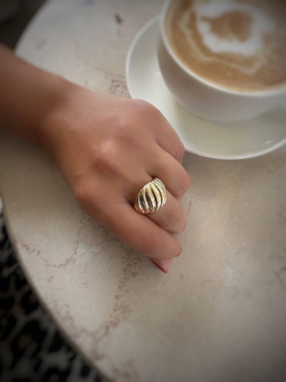 Burgu İstiridye Yüzük