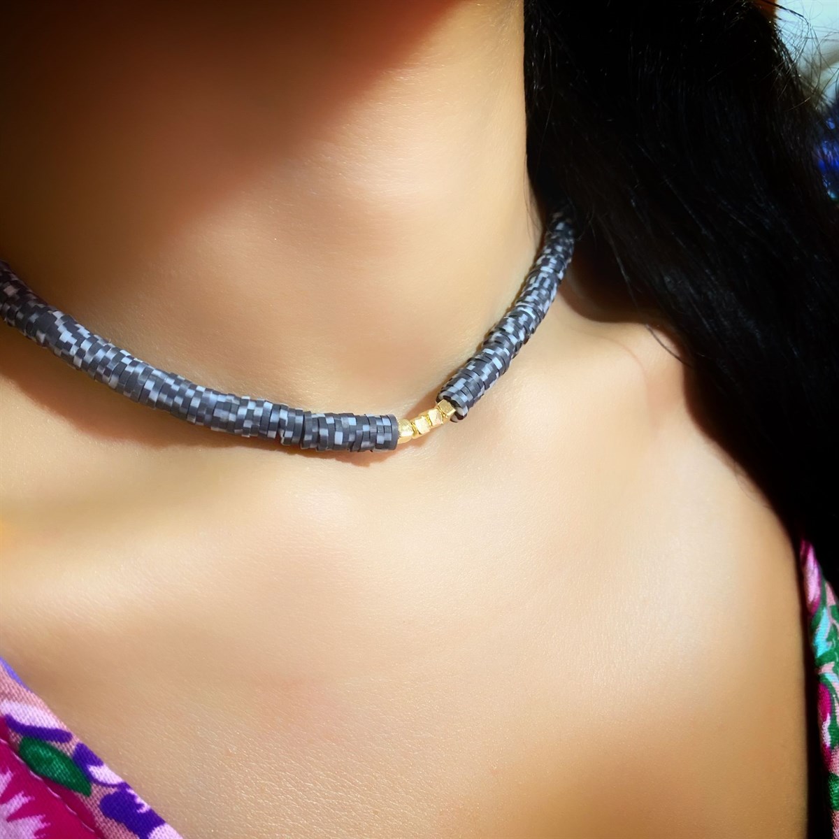 Choker Model Küp Detay Gri Damalı Fimo Kolye 