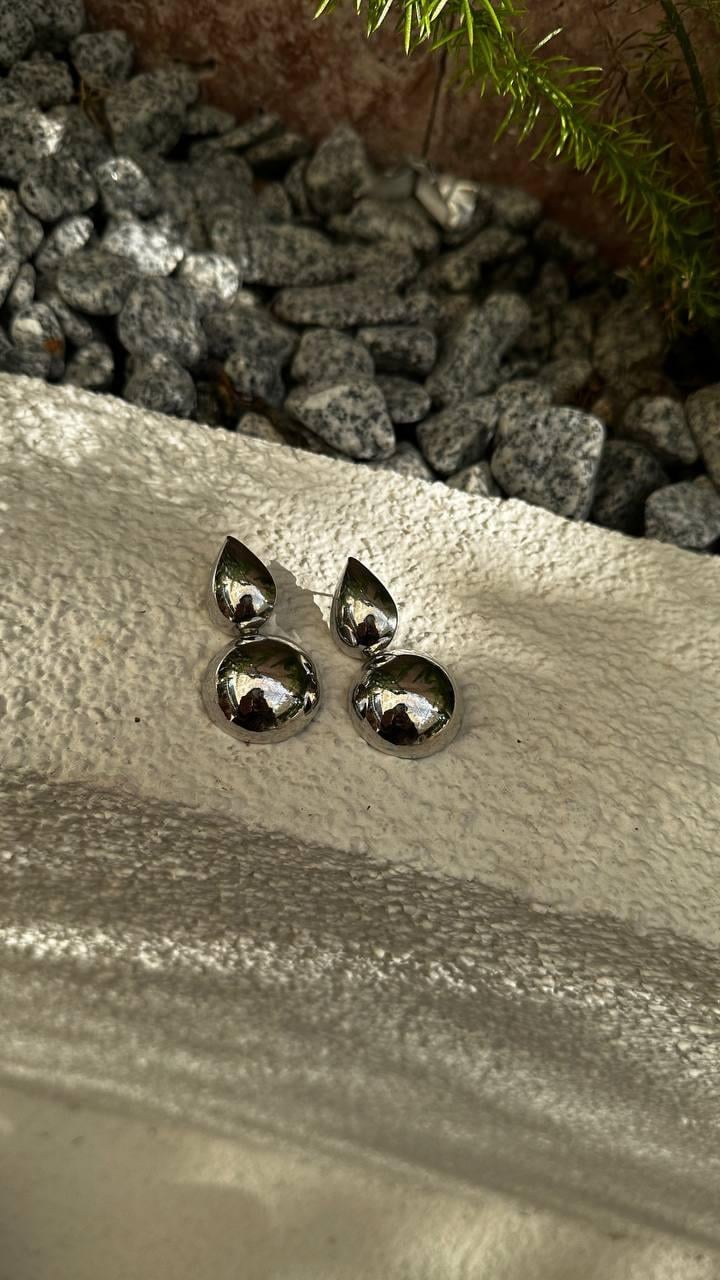 Damla Detay Topçuk Küpe