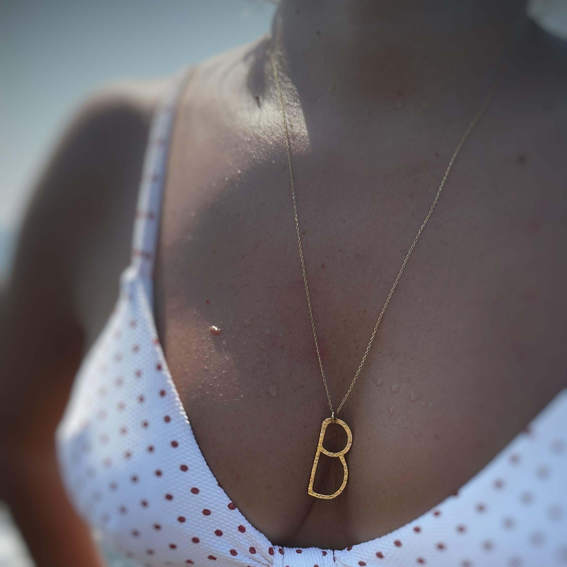 Dövme Plaka Madalyon Boy Harf Gümüş Kolye