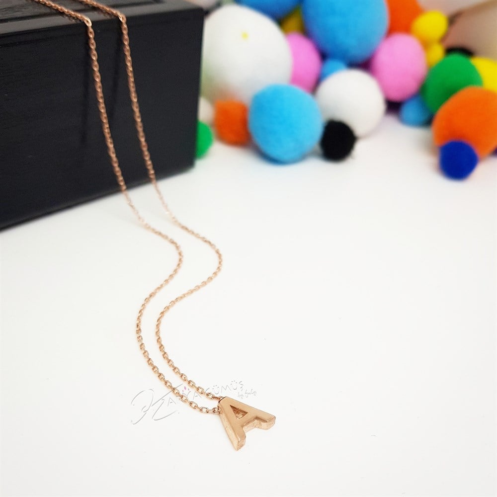 Kalın Minimal Harf Gümüş Kolye