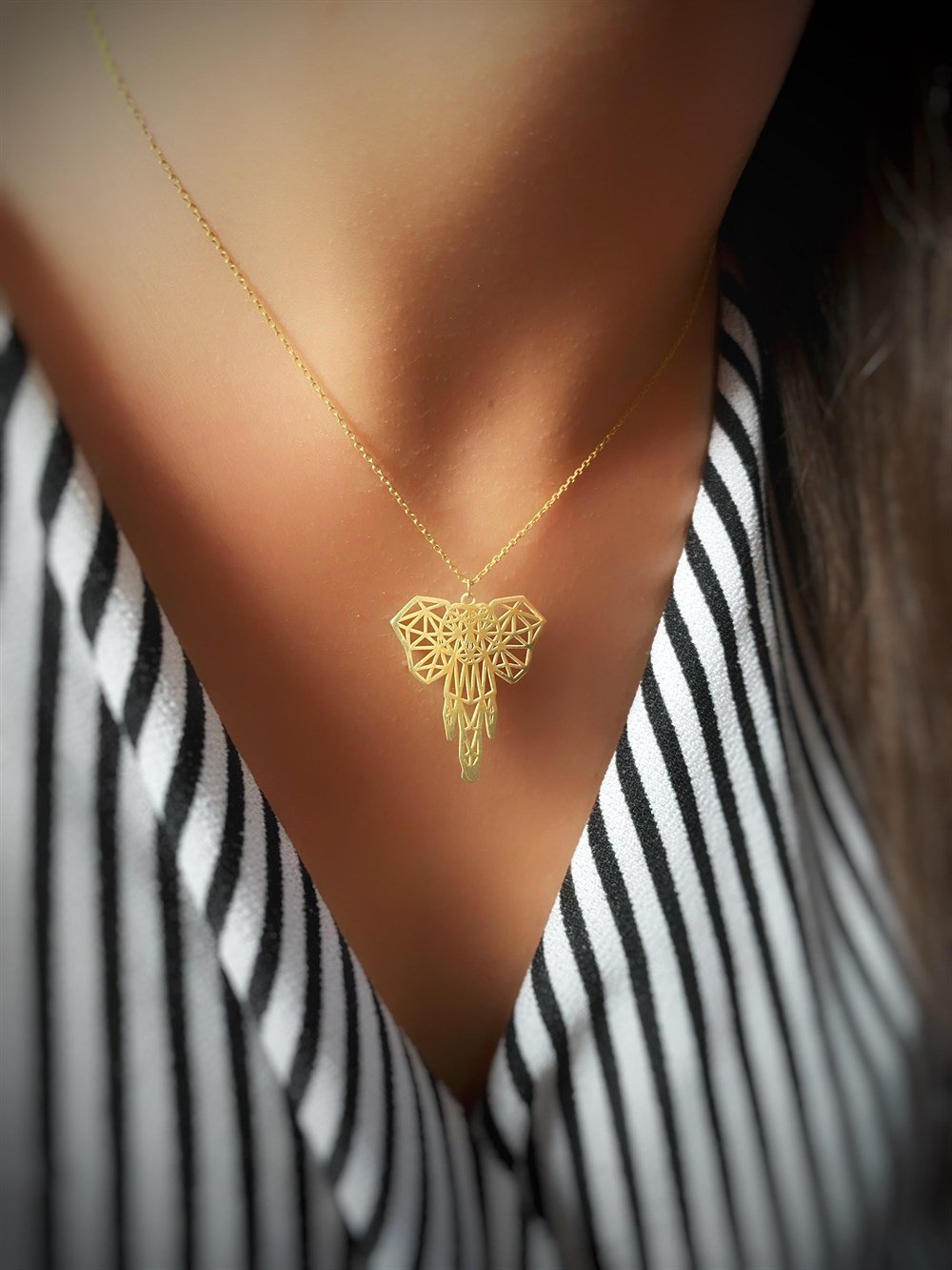 Origami Fil Figürlü Gümüş Kolye